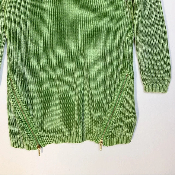 Tyler Boe Mineral Wash Green V-Neck Sweater - Picture 3 of 7